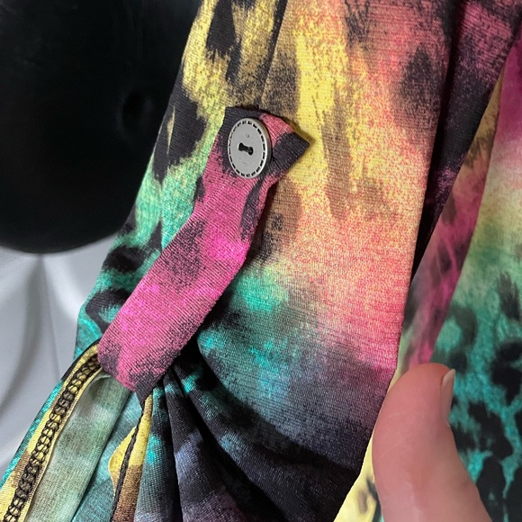 White Birch Women's Leopard Animal Print Multicolor Tunic Top Size Small - Picture 3 of 5